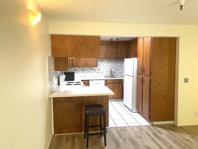 Building Photo - 1775 Panda Way