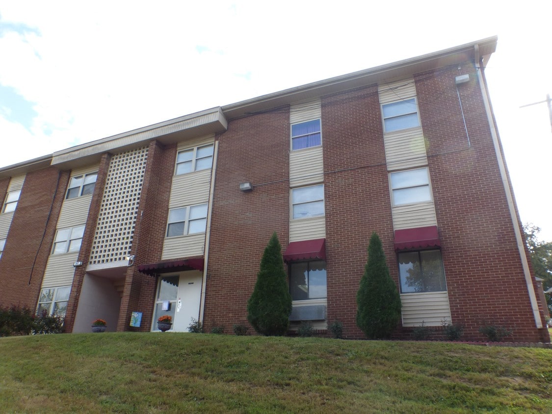 Primary Photo - The Shiloh Ridge Apartments