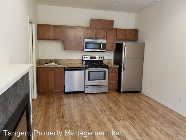 Foto del edificio - 8072 SE 6th Ave