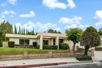Building Photo - 12726 Byron Ave