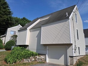 Building Photo - 4 Esquire Cir