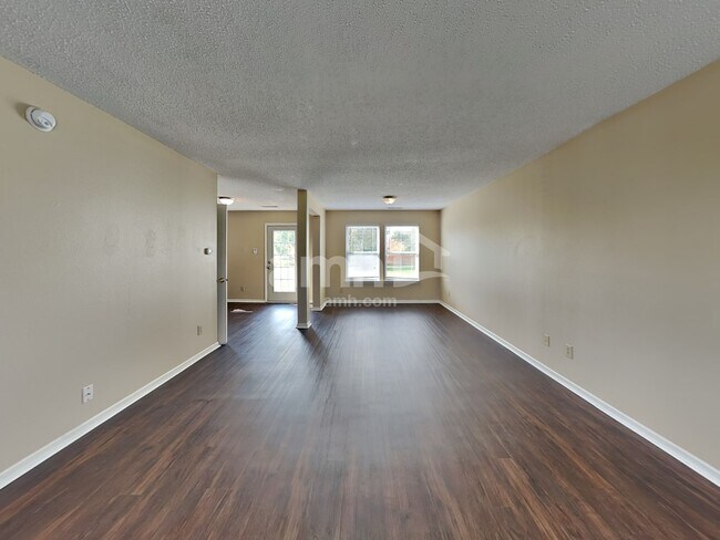 Foto del edificio - 5842 N Quincy Drive