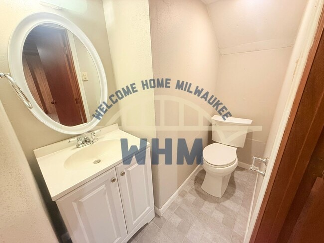 Foto del edificio - 1120 S 114th St