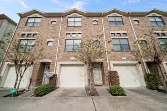 Building Photo - 7650 Springhill St