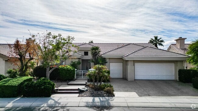 Building Photo - 78907 Fountain Hills Dr