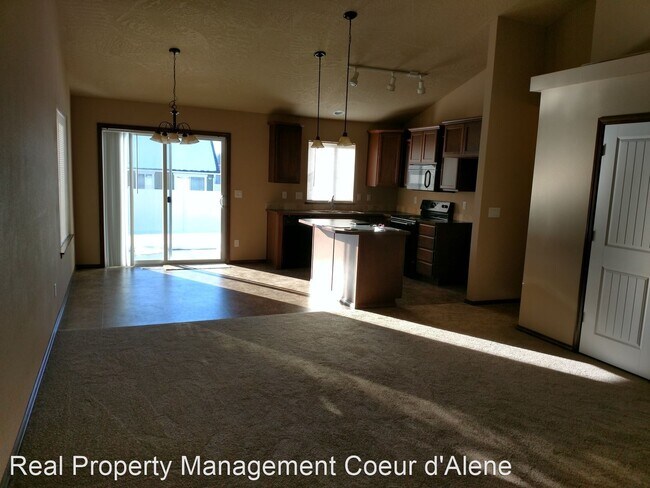 Building Photo - 3 br, 2 bath House - 3042 Sorbonne Dr.