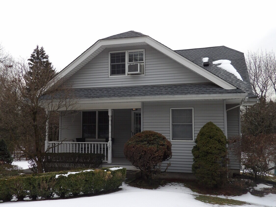 Front View - 107 Garside Ave