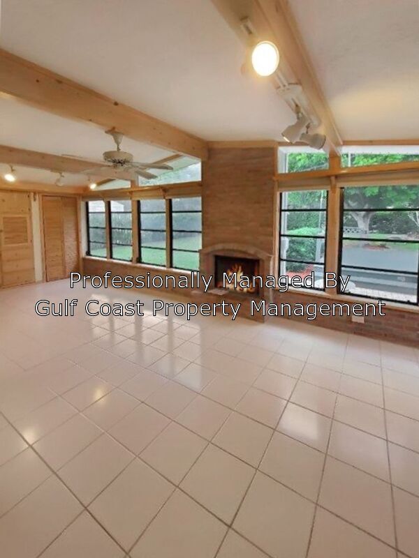 Building Photo - 6123 Dartmouth Dr