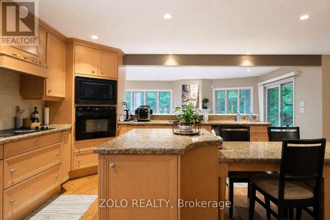 Building Photo - 4084 Rolling Valley Dr