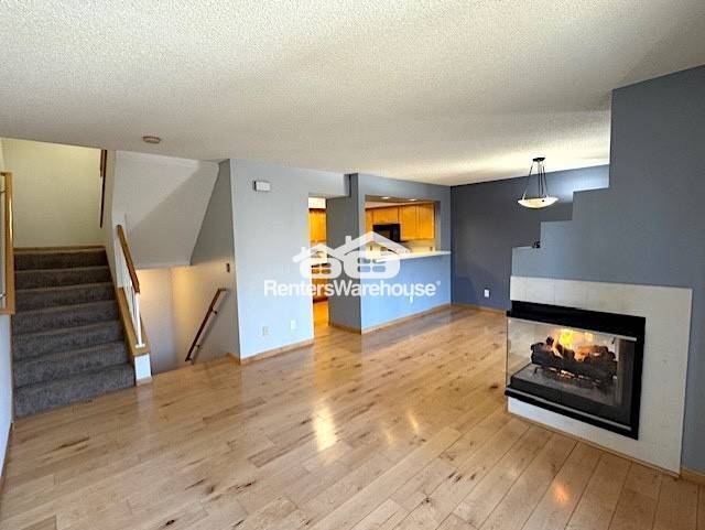 Building Photo - PRIME 2BD/1.5BA TOWNHOUSE IN PLYMOUTH