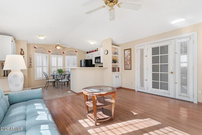 Foto del edificio - 6114 S Sawgrass Dr