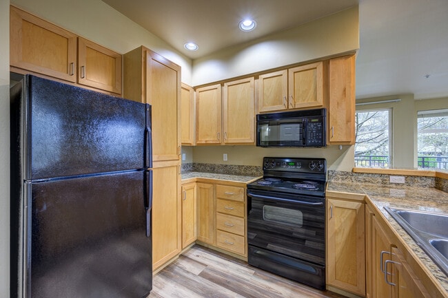 Building Photo - Capitol Steps