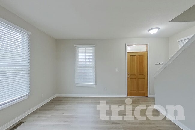 Foto del edificio - 3301 N Mester St