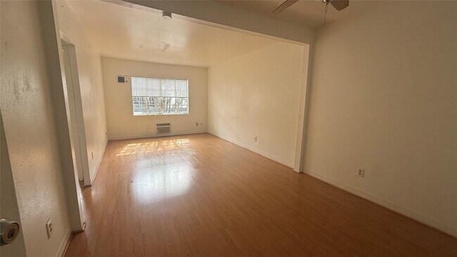 Foto del edificio - 5607 Jackson St