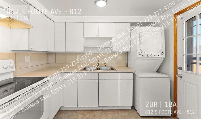 Building Photo - 812 S Foote Ave