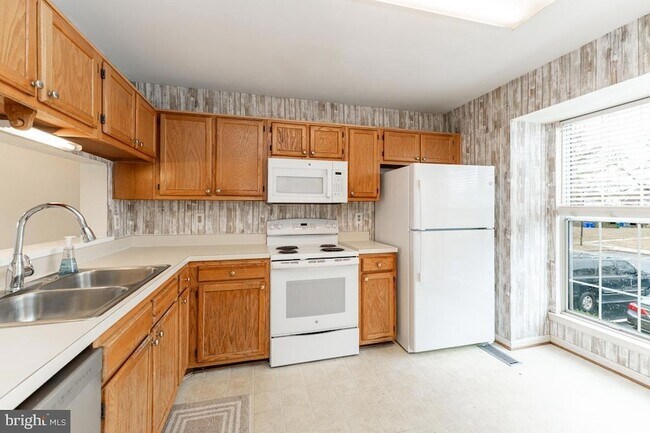 Foto del edificio - 11308 Golden Eagle Pl