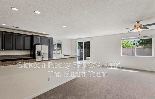 Building Photo - 10772 Ridgebrook Dr