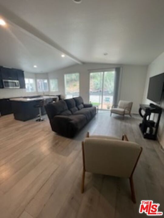 Foto del edificio - 30473 Mulholland Hwy