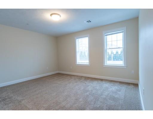 Building Photo - 80 N Meadows Rd