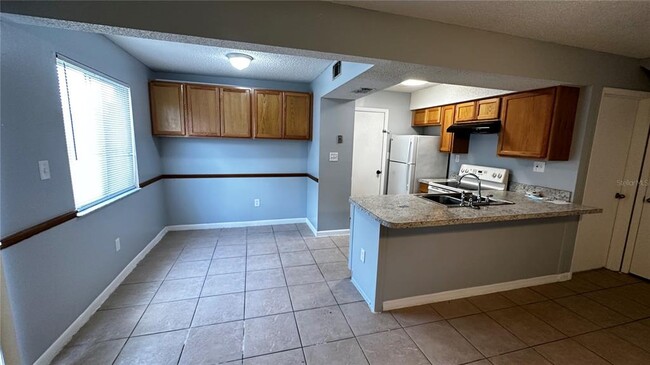 Building Photo - 4426 Shadow Crest Pl