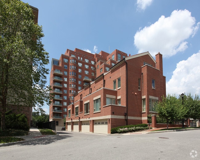 Building Photo - Kirkwood Circle