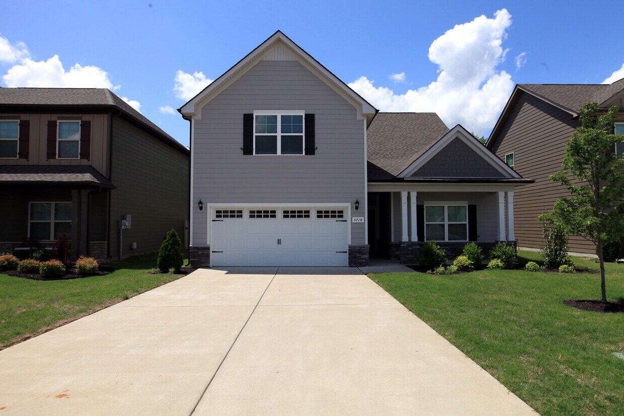 Foto principal - 3718 Black Powder Ln