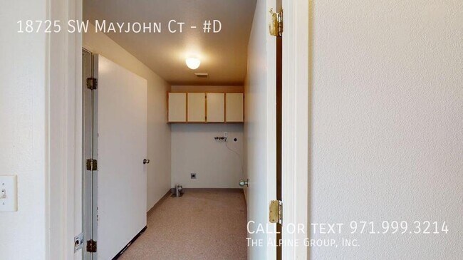 Foto del edificio - 18725 SW Mayjohn Ct