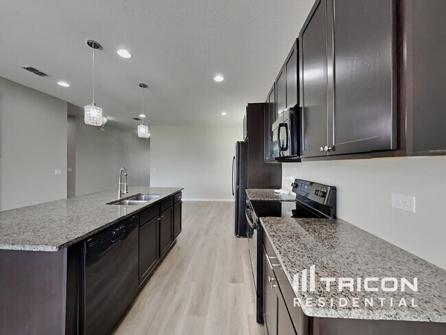 Foto del edificio - 3561 Bristol Cove Lane Saint Cloud FL