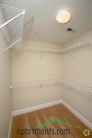 Armario - Lenox Creekside