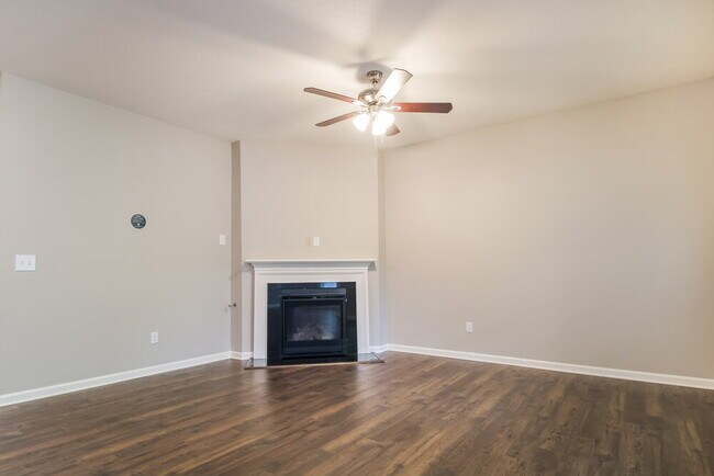 Building Photo - 365 Beau Tisdale Dr
