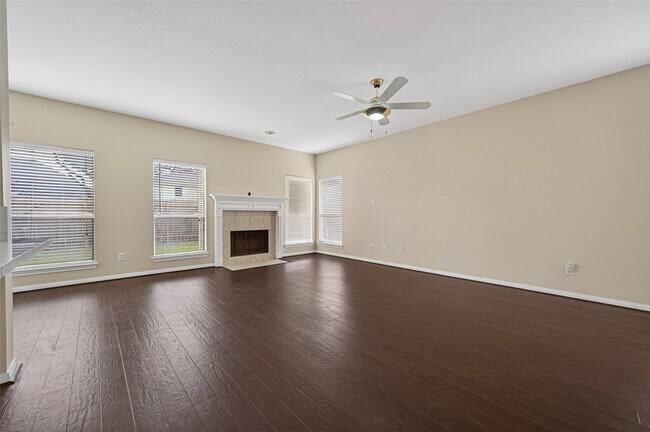 Foto del edificio - 9111 Winkbow Dr