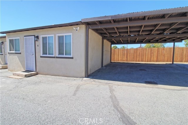 Foto principal - 719 E Ramsey St