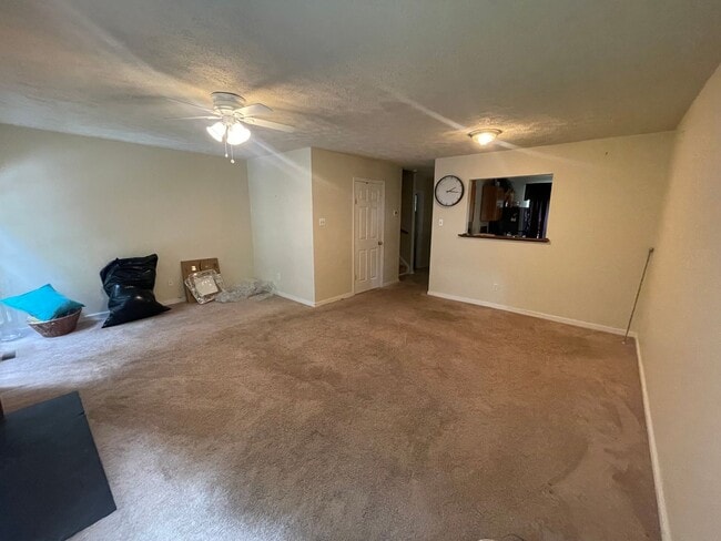 Building Photo - 2034 Airy Cir
