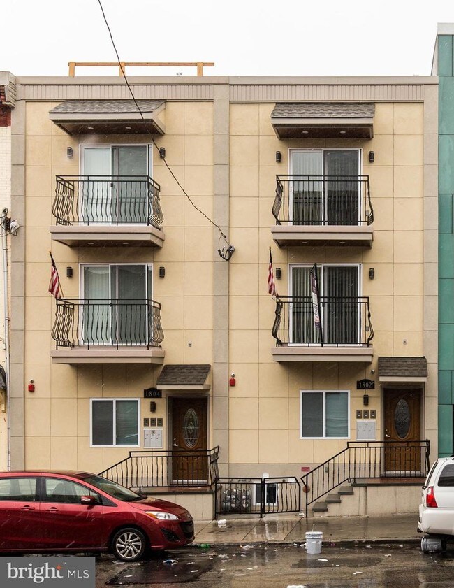 Foto del edificio - 1802 E Huntingdon St