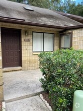 Building Photo - 4413 SW 67th Terrace