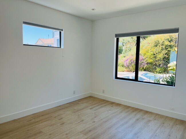 Front bedroom - 95 Gates St