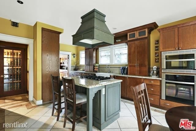 Building Photo - 3 br, 3 bath House - 111 S Wilton Pl