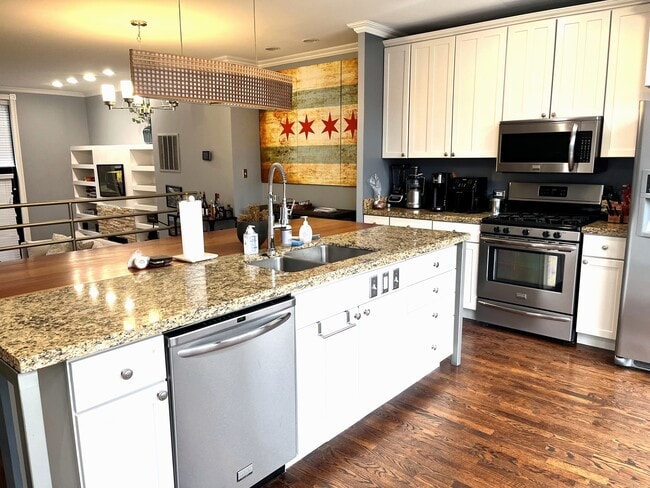 Foto del edificio - 530 N Wood St
