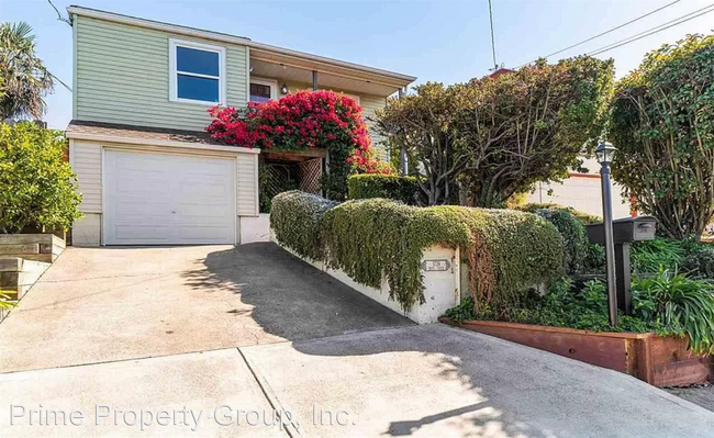 Building Photo - 2 br, 1.5 bath House - 1724 Bayo Vista Ave