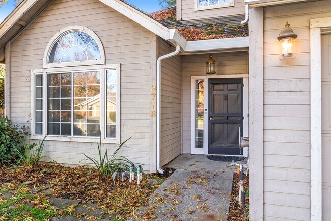 Foto del edificio - South Davis Home in quiet Cul-de-sac