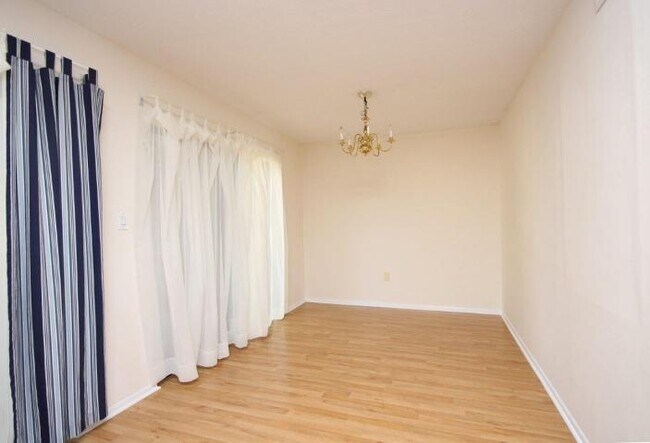 Foto del edificio - 5 Hidden Cove Cir