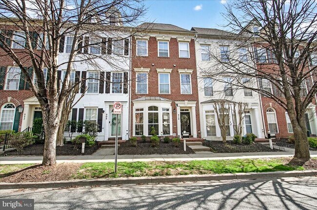 Foto del edificio - 910 Featherstone St