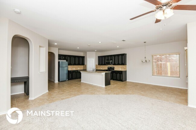 Foto del edificio - 2921 Cedar Ridge Ln