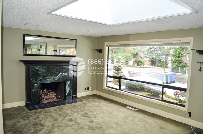 Foto del edificio - 14705 SE Eastgate Dr