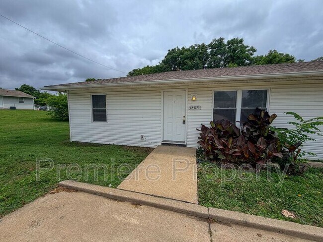 Building Photo - 18871 E Wigwam Dr