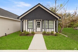 Building Photo - 4107 Coon St