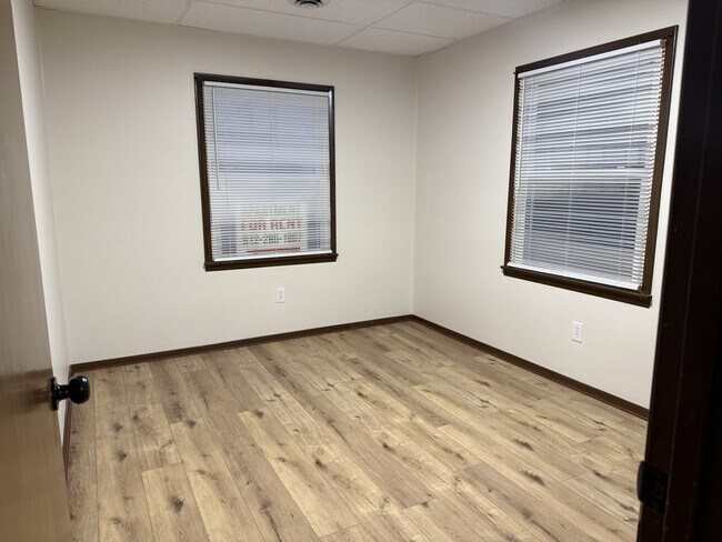 Foto del edificio - 213 Main St