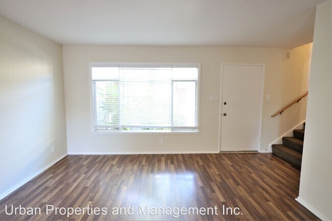 Building Photo - 3 br, 1.5 bath House - 1555 Marina Court U...