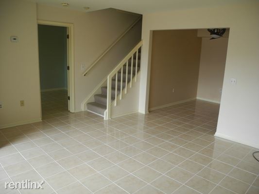 Foto del edificio - 16074 Holz Dr