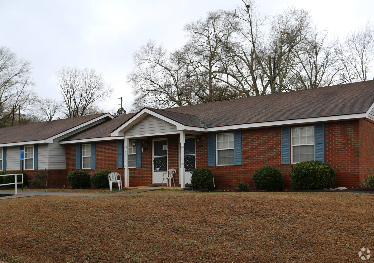 Primary Photo - Magnolia Terrace Apartments